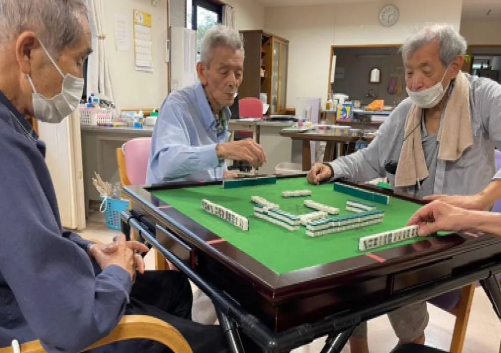 麻雀でお楽しみ中